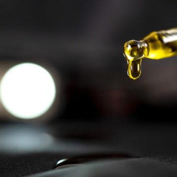 L’huile de CBD : Pourquoi l’adopter pour son bien-être au quotidien ?